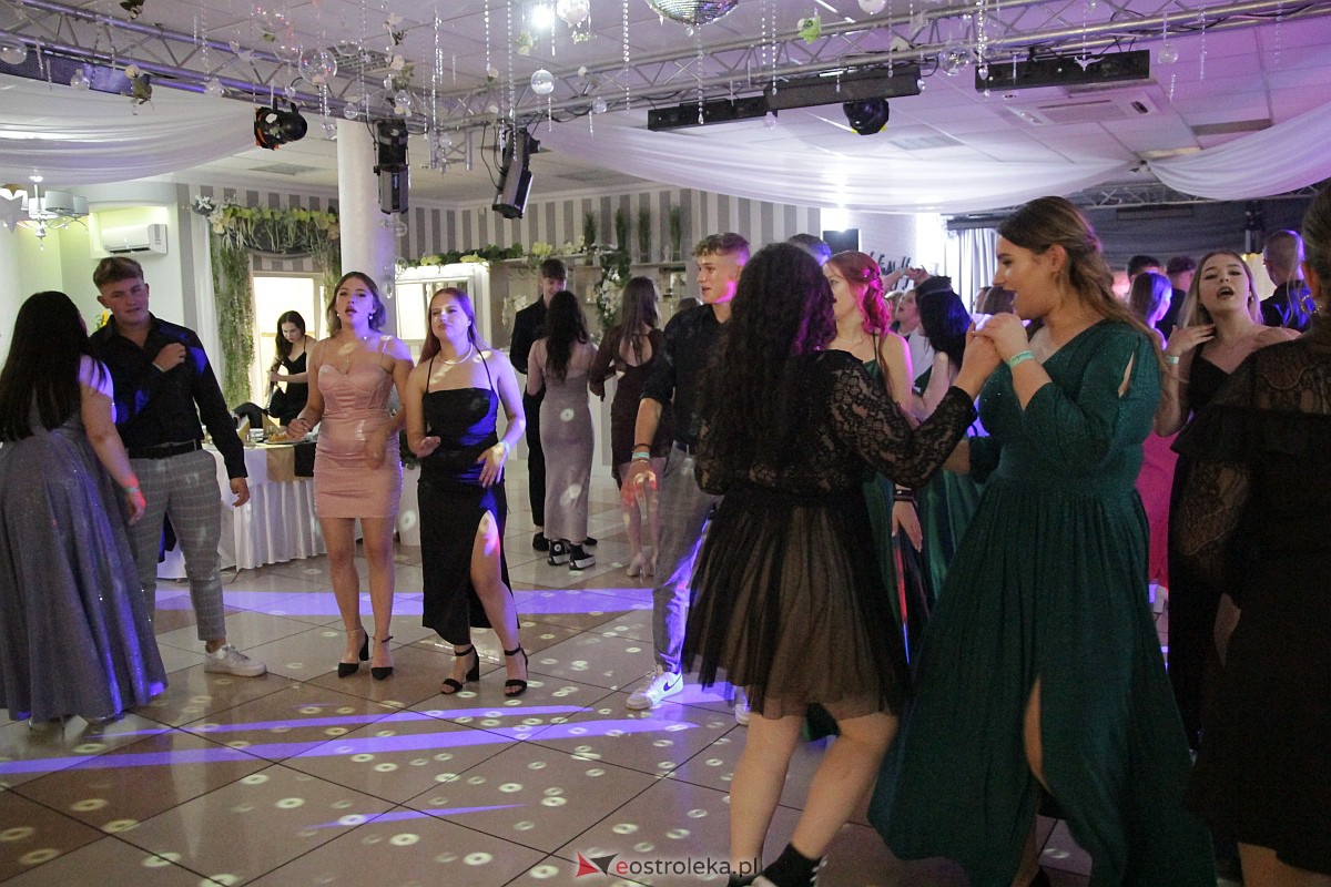 Półmetek uczniów z Zespołu Szkół Zawodowych nr 4 w Ostrołęce [23.09.2023] - zdjęcie #10 - eOstroleka.pl