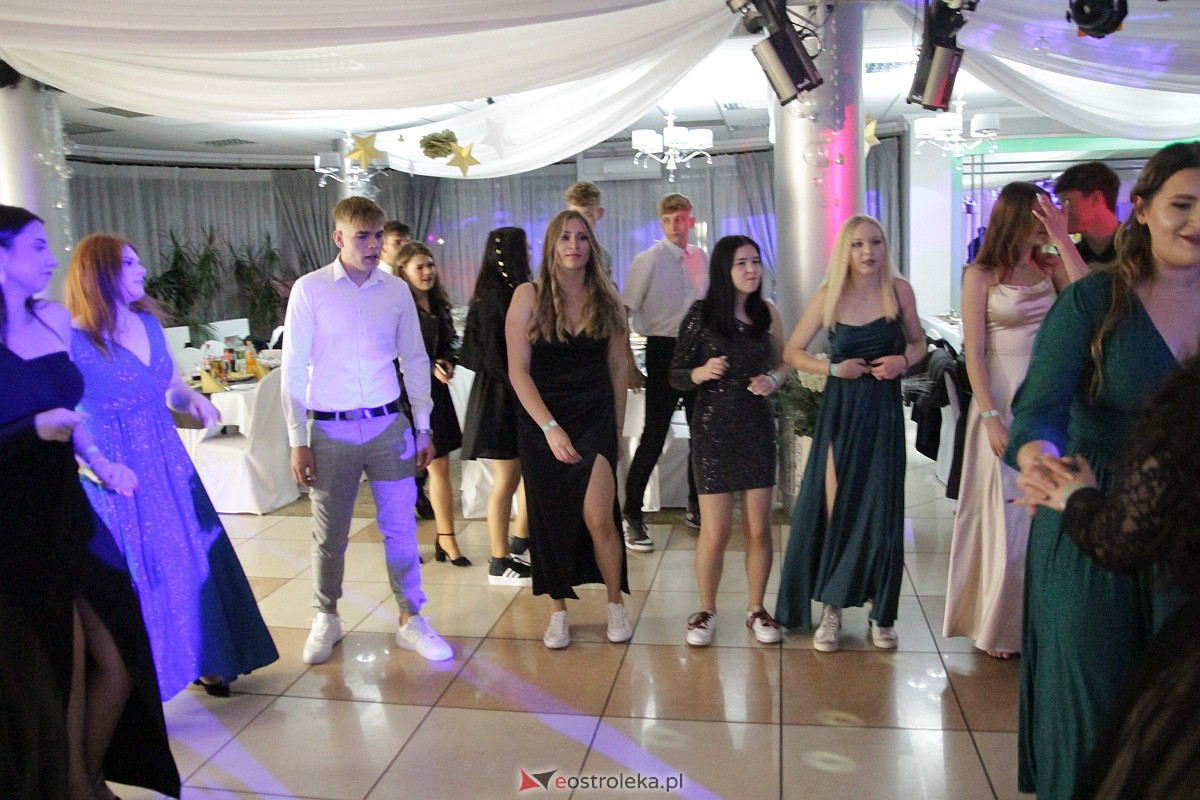 Półmetek uczniów z Zespołu Szkół Zawodowych nr 4 w Ostrołęce [23.09.2023] - zdjęcie #8 - eOstroleka.pl