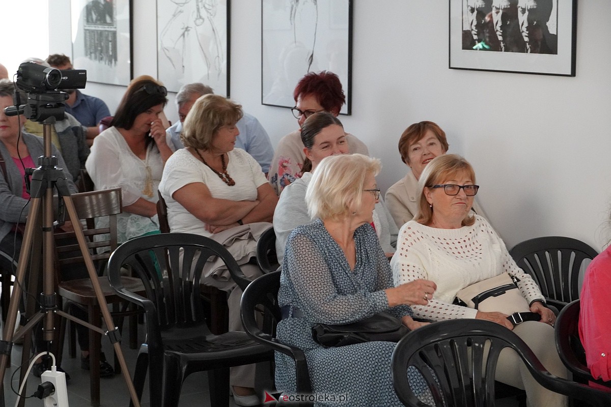 Koncert Rzeka marzeń w wykonaniu Ostrołęckiego Chóru Kameralnego [24.09.2023] - zdjęcie #22 - eOstroleka.pl