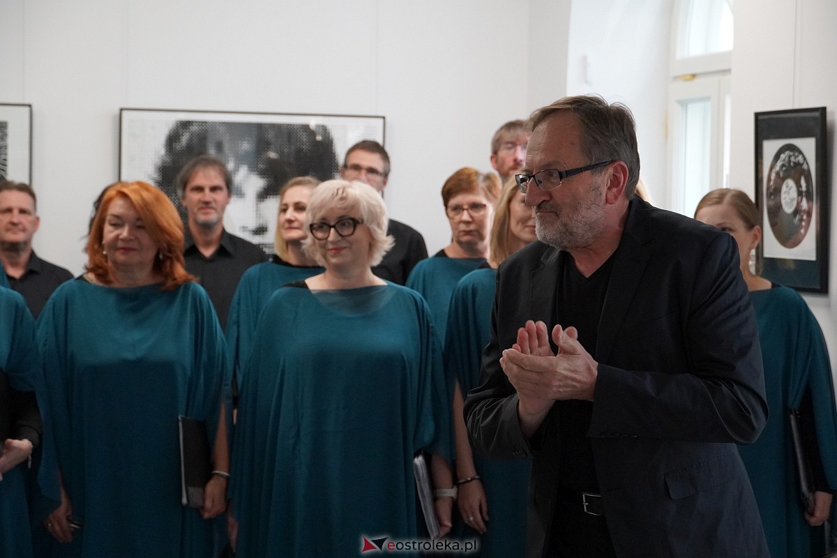 Koncert Rzeka marzeń w wykonaniu Ostrołęckiego Chóru Kameralnego [24.09.2023] - zdjęcie #14 - eOstroleka.pl