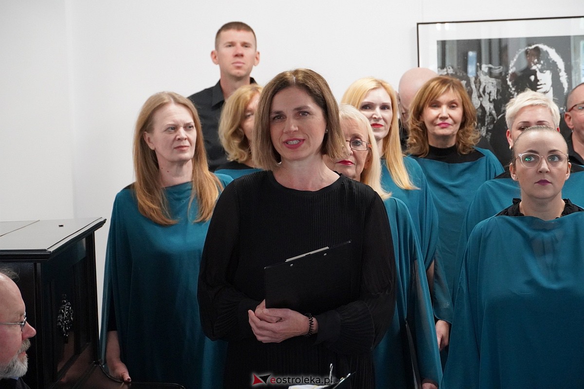 Koncert Rzeka marzeń w wykonaniu Ostrołęckiego Chóru Kameralnego [24.09.2023] - zdjęcie #7 - eOstroleka.pl
