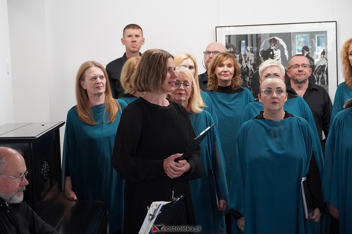 Koncert Rzeka marzeń w wykonaniu Ostrołęckiego Chóru Kameralnego [24.09.2023] - zdjęcie #6 - eOstroleka.pl