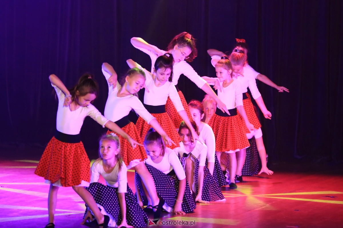 Koncert Muzyczna podróż grupy De-eM w OCK [25.09.2023] - zdjęcie #150 - eOstroleka.pl