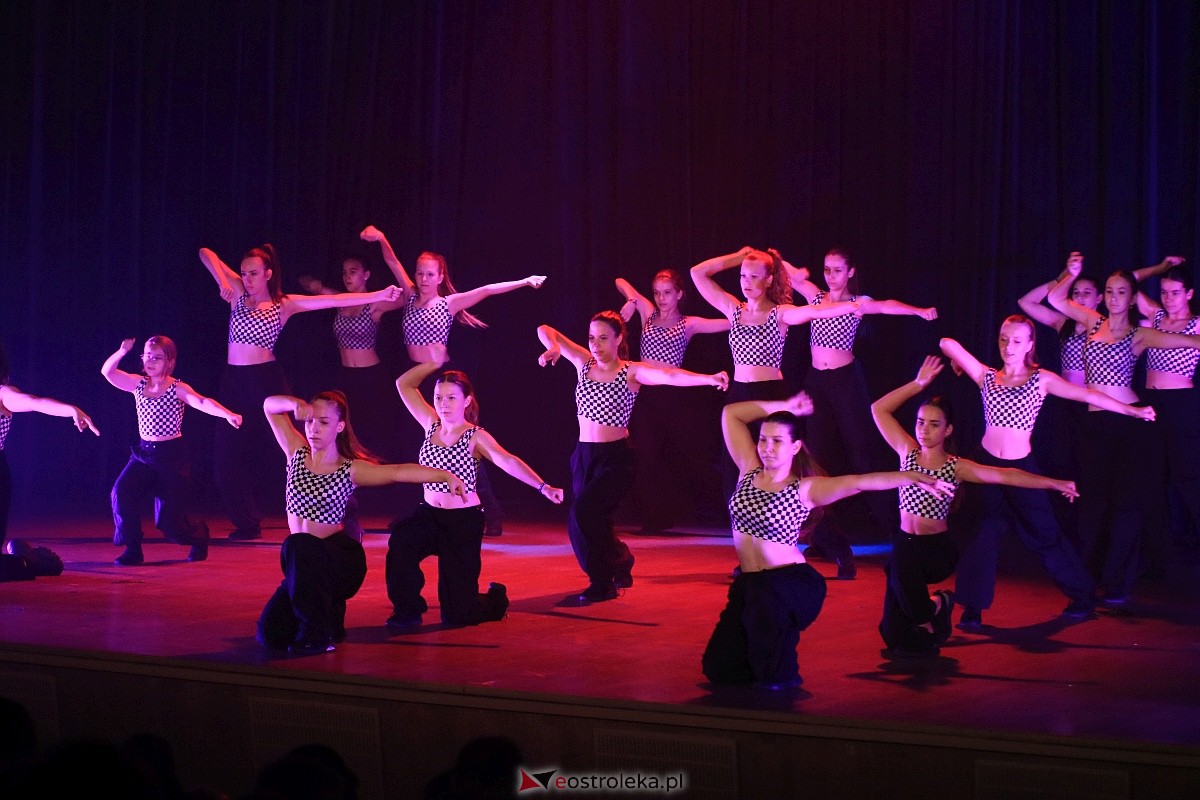 Koncert Muzyczna podróż grupy De-eM w OCK [25.09.2023] - zdjęcie #107 - eOstroleka.pl