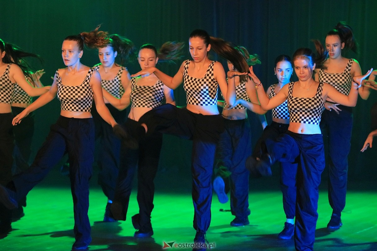 Koncert Muzyczna podróż grupy De-eM w OCK [25.09.2023] - zdjęcie #101 - eOstroleka.pl