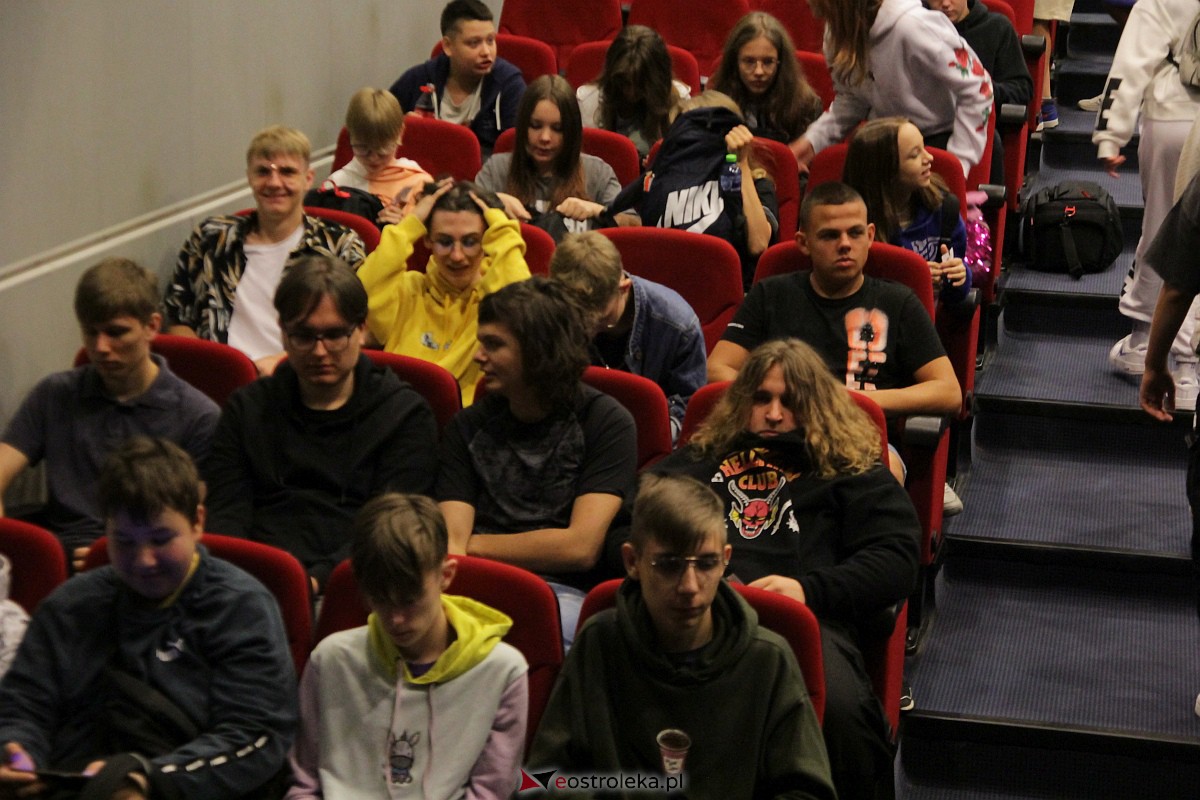 Koncert Muzyczna podróż grupy De-eM w OCK [25.09.2023] - zdjęcie #229 - eOstroleka.pl