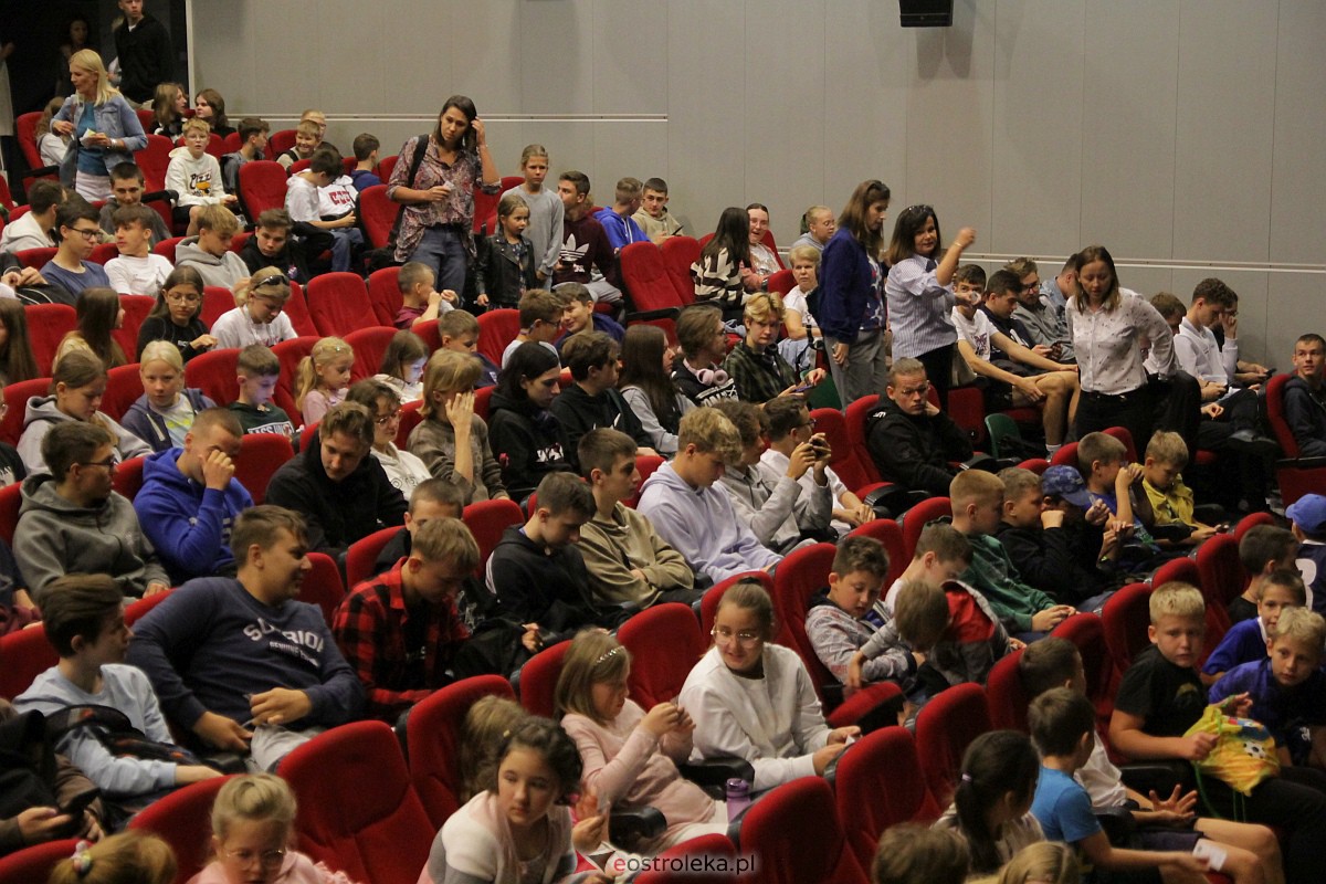 Koncert Muzyczna podróż grupy De-eM w OCK [25.09.2023] - zdjęcie #227 - eOstroleka.pl