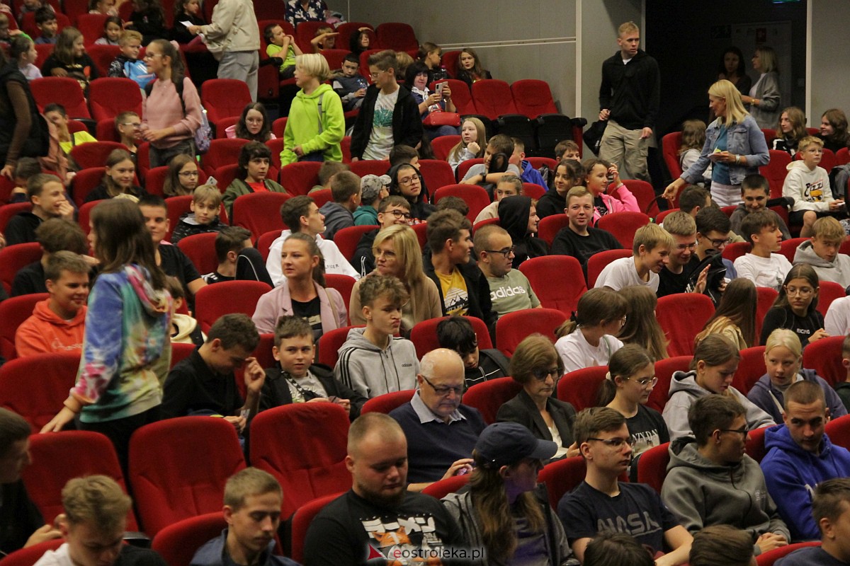 Koncert Muzyczna podróż grupy De-eM w OCK [25.09.2023] - zdjęcie #225 - eOstroleka.pl