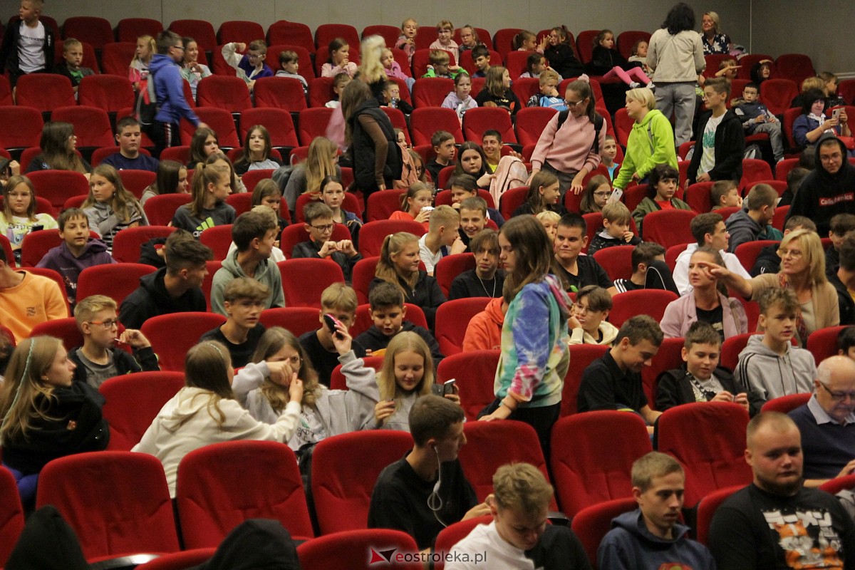 Koncert Muzyczna podróż grupy De-eM w OCK [25.09.2023] - zdjęcie #224 - eOstroleka.pl