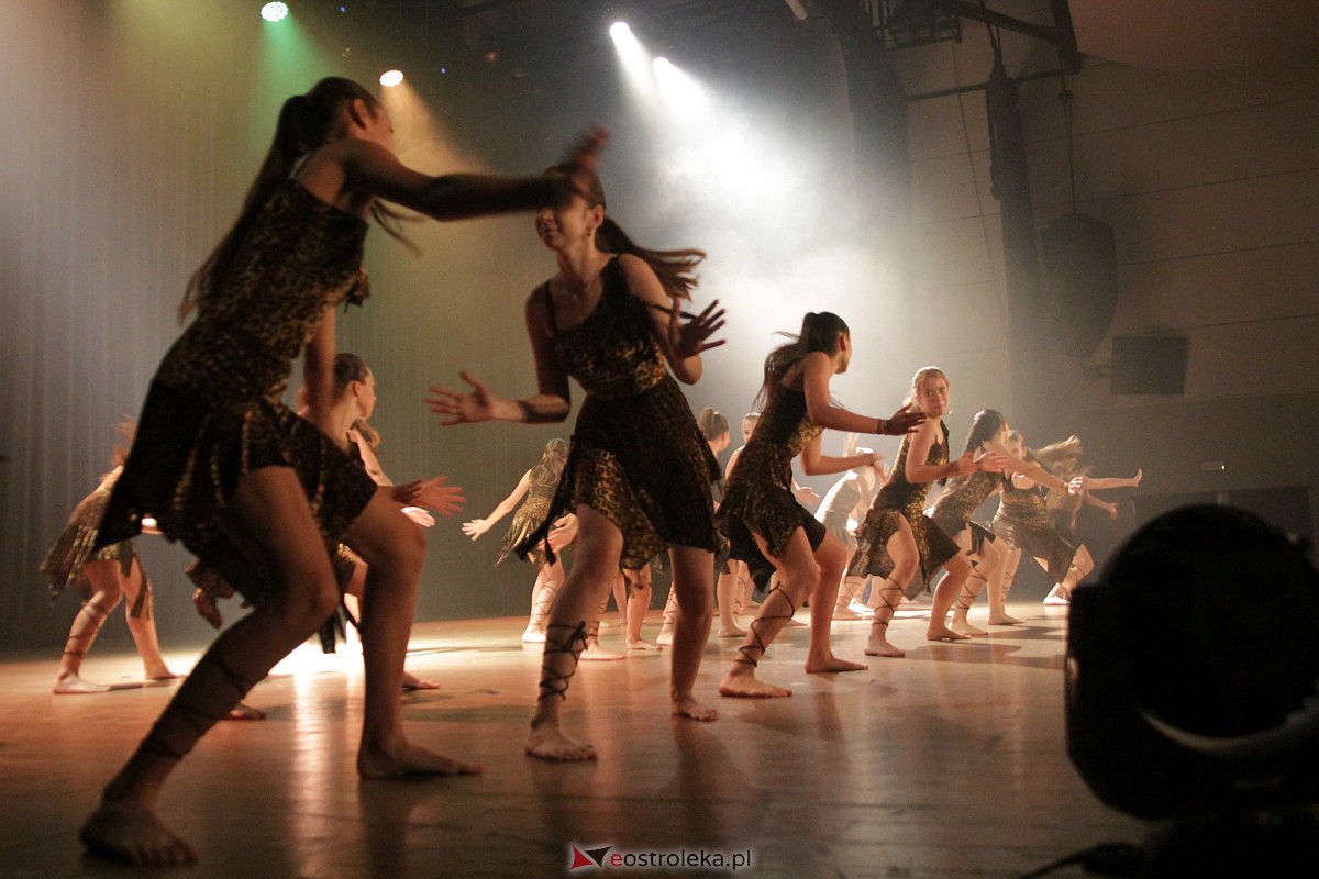 Koncert Muzyczna podróż grupy De-eM w OCK [25.09.2023] - zdjęcie #198 - eOstroleka.pl