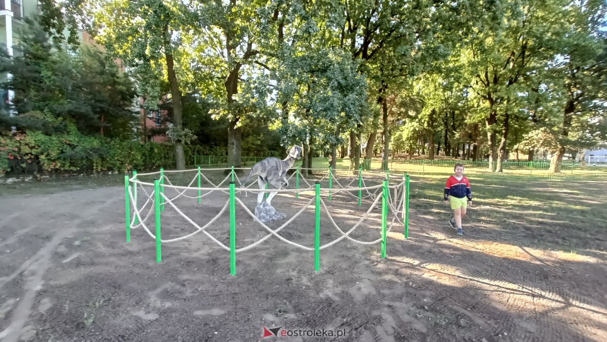 Odbiór placu zabaw na osiedlu Centrum [25.09.2023] - zdjęcie #12 - eOstroleka.pl