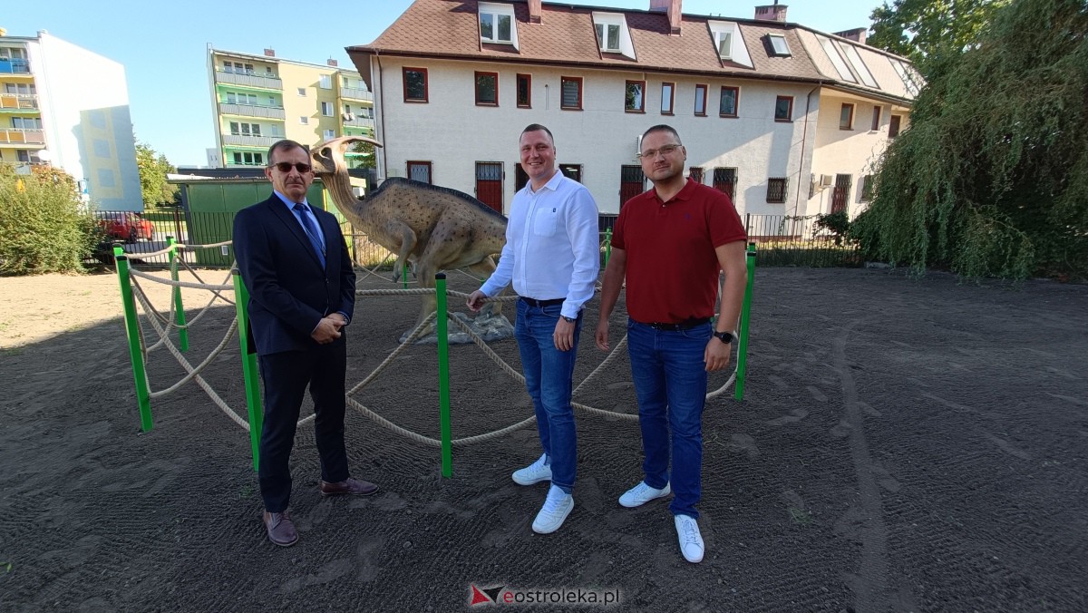 Odbiór placu zabaw na osiedlu Centrum [25.09.2023] - zdjęcie #8 - eOstroleka.pl