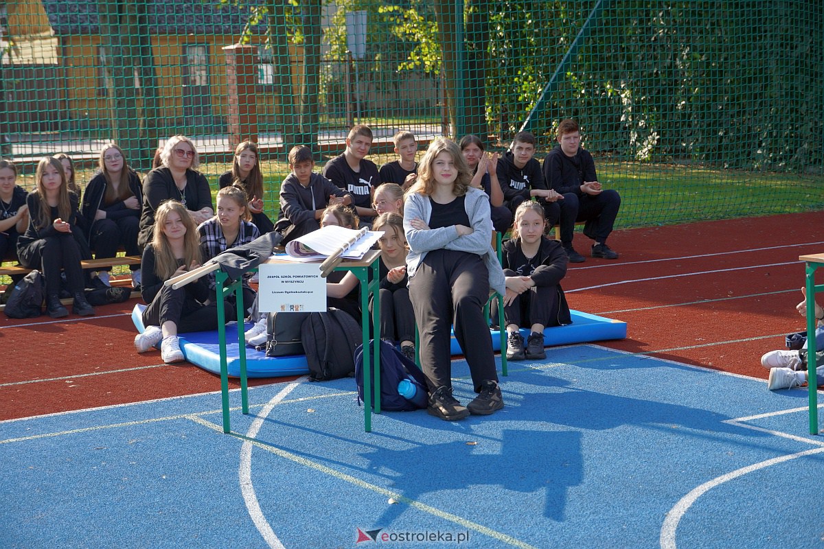 Otrzęsiny Klas Pierwszych z Zespołów Szkół Powiatowych [26.09.2023] - zdjęcie #136 - eOstroleka.pl