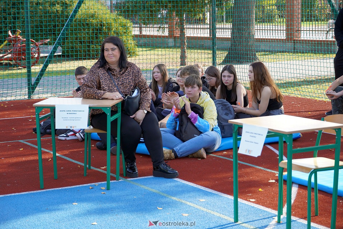 Otrzęsiny Klas Pierwszych z Zespołów Szkół Powiatowych [26.09.2023] - zdjęcie #133 - eOstroleka.pl