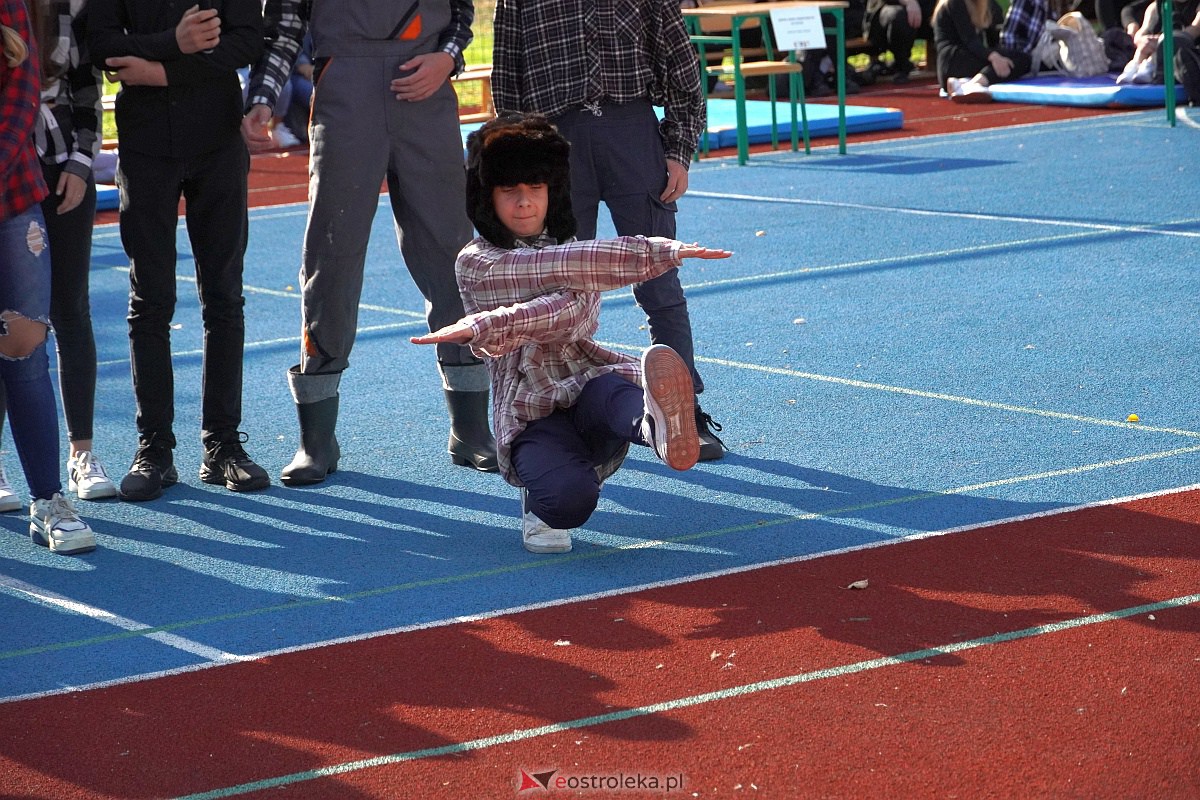 Otrzęsiny Klas Pierwszych z Zespołów Szkół Powiatowych [26.09.2023] - zdjęcie #120 - eOstroleka.pl