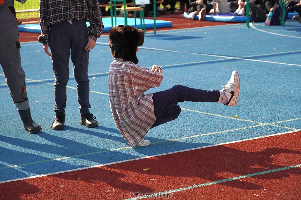 Otrzęsiny Klas Pierwszych z Zespołów Szkół Powiatowych [26.09.2023] - zdjęcie #115 - eOstroleka.pl