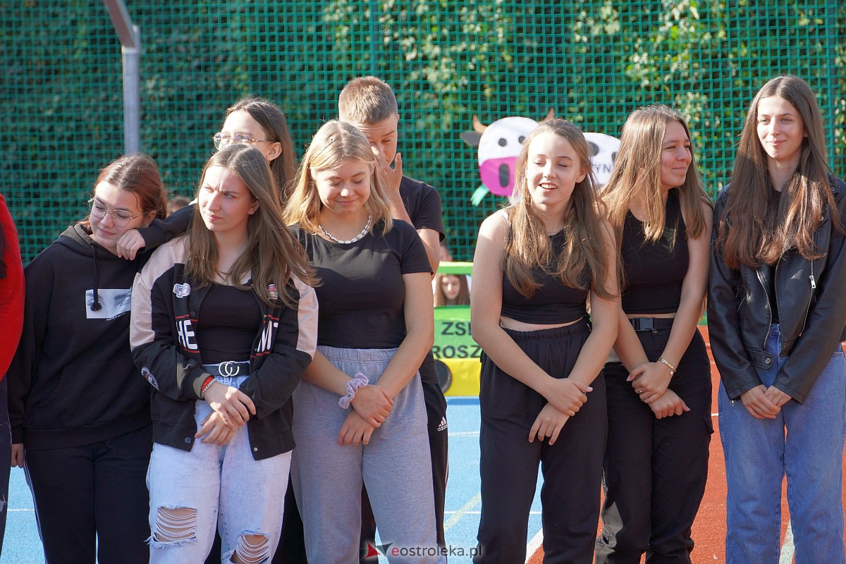 Otrzęsiny Klas Pierwszych z Zespołów Szkół Powiatowych [26.09.2023] - zdjęcie #104 - eOstroleka.pl