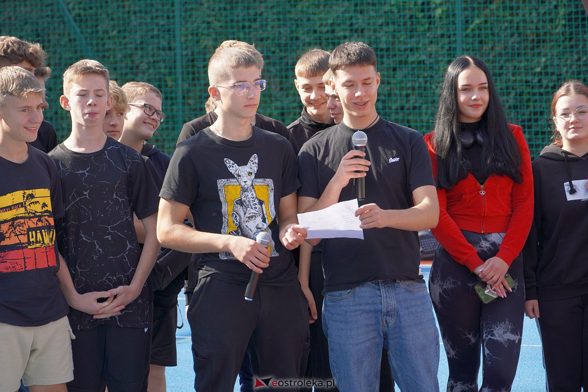 Otrzęsiny Klas Pierwszych z Zespołów Szkół Powiatowych [26.09.2023] - zdjęcie #103 - eOstroleka.pl
