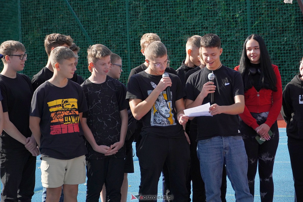 Otrzęsiny Klas Pierwszych z Zespołów Szkół Powiatowych [26.09.2023] - zdjęcie #102 - eOstroleka.pl