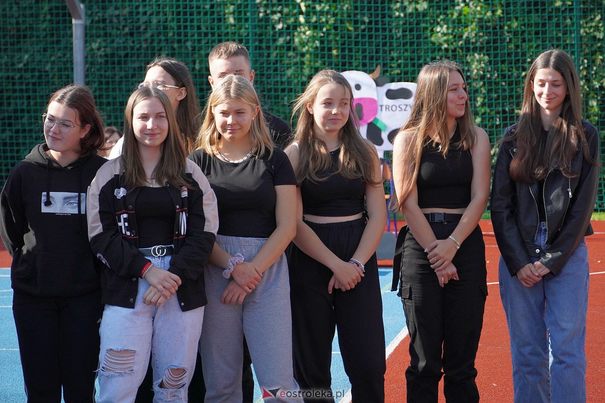 Otrzęsiny Klas Pierwszych z Zespołów Szkół Powiatowych [26.09.2023] - zdjęcie #101 - eOstroleka.pl