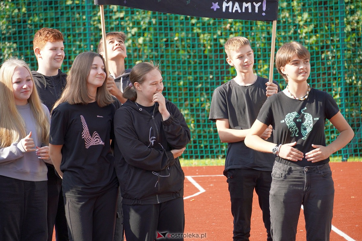 Otrzęsiny Klas Pierwszych z Zespołów Szkół Powiatowych [26.09.2023] - zdjęcie #92 - eOstroleka.pl