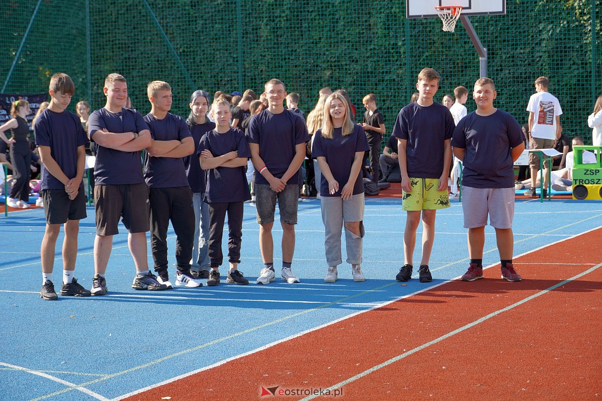 Otrzęsiny Klas Pierwszych z Zespołów Szkół Powiatowych [26.09.2023] - zdjęcie #84 - eOstroleka.pl