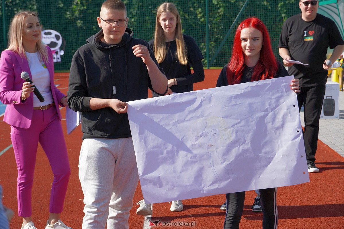 Otrzęsiny Klas Pierwszych z Zespołów Szkół Powiatowych [26.09.2023] - zdjęcie #55 - eOstroleka.pl