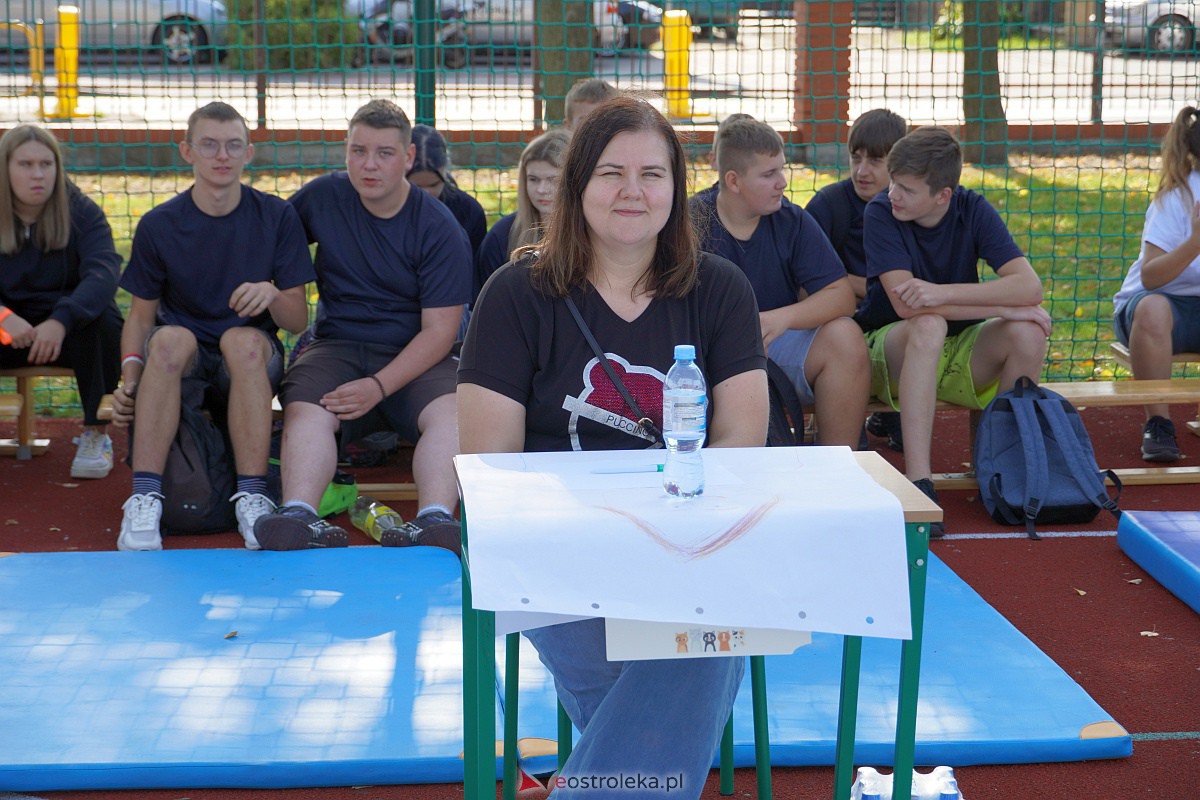 Otrzęsiny Klas Pierwszych z Zespołów Szkół Powiatowych [26.09.2023] - zdjęcie #52 - eOstroleka.pl