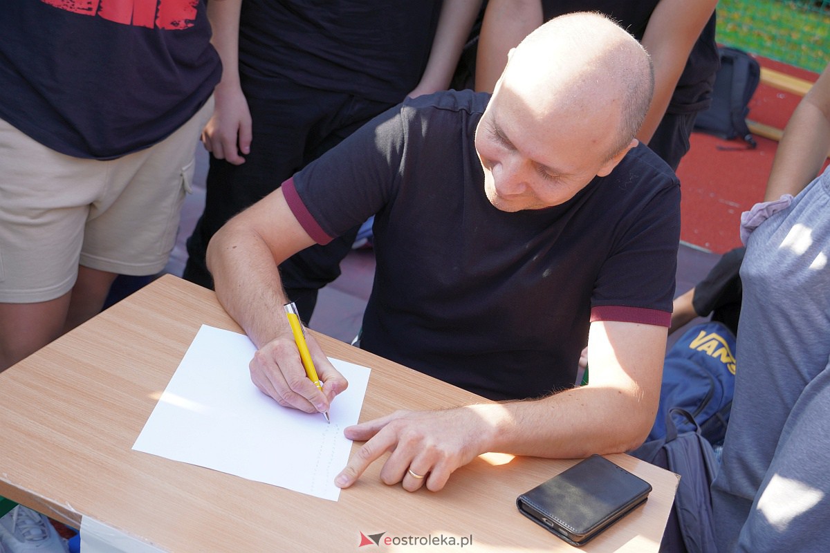 Otrzęsiny Klas Pierwszych z Zespołów Szkół Powiatowych [26.09.2023] - zdjęcie #45 - eOstroleka.pl