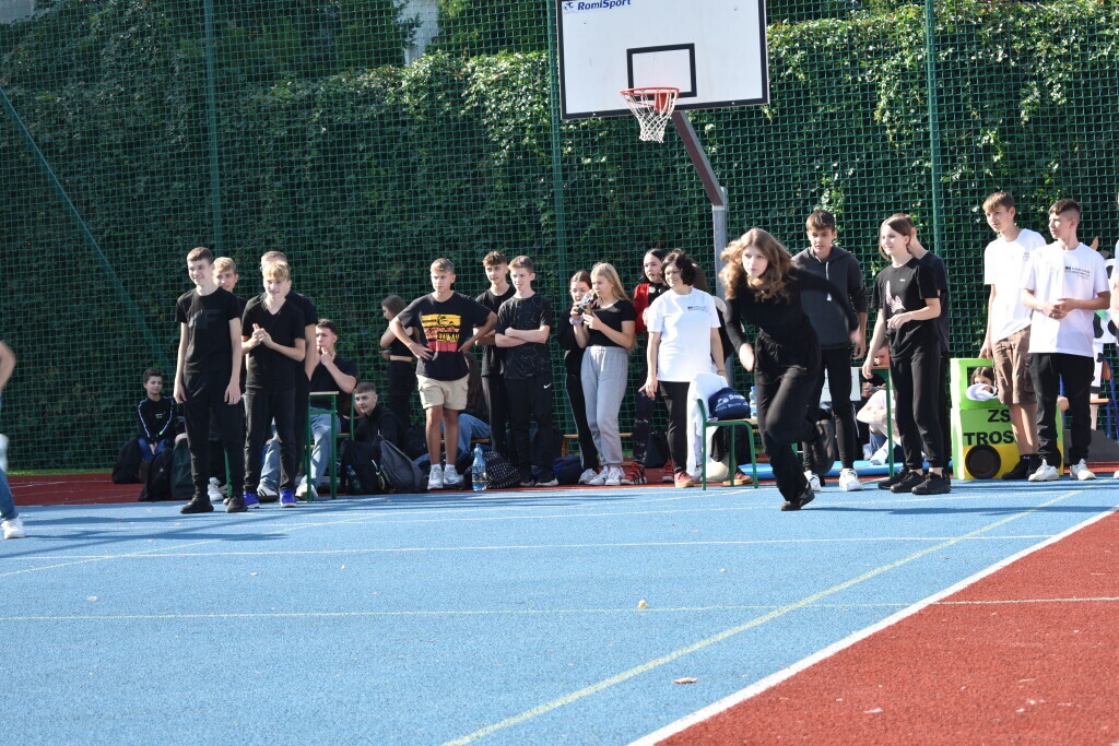 Otrzęsiny Klas Pierwszych z Zespołów Szkół Powiatowych [26.09.2023] - zdjęcie #29 - eOstroleka.pl