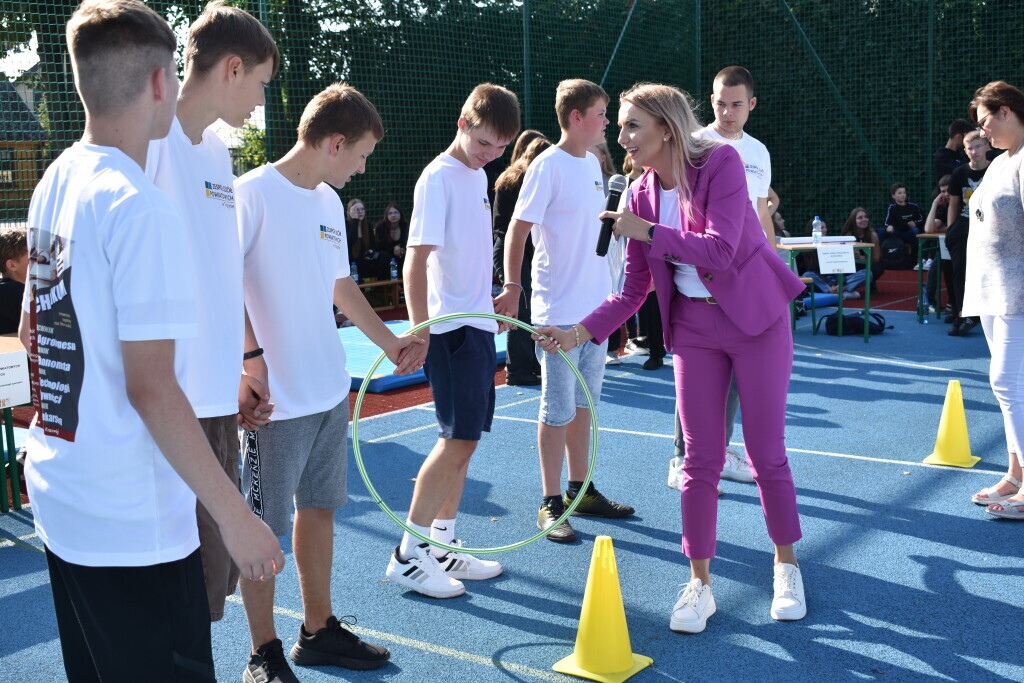 Otrzęsiny Klas Pierwszych z Zespołów Szkół Powiatowych [26.09.2023] - zdjęcie #23 - eOstroleka.pl