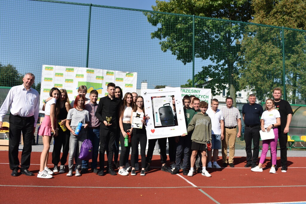 Otrzęsiny Klas Pierwszych z Zespołów Szkół Powiatowych [26.09.2023] - zdjęcie #10 - eOstroleka.pl