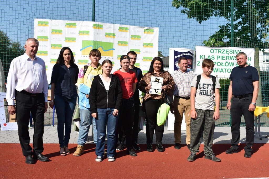 Otrzęsiny Klas Pierwszych z Zespołów Szkół Powiatowych [26.09.2023] - zdjęcie #4 - eOstroleka.pl