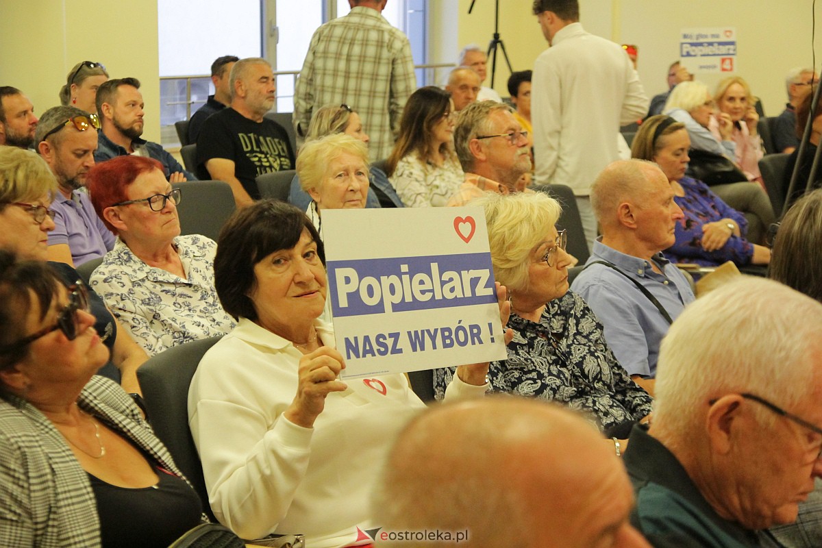 Spotkanie kandydatów KO z wyborcami w Ostrołęce [26.09.2023] - zdjęcie #82 - eOstroleka.pl