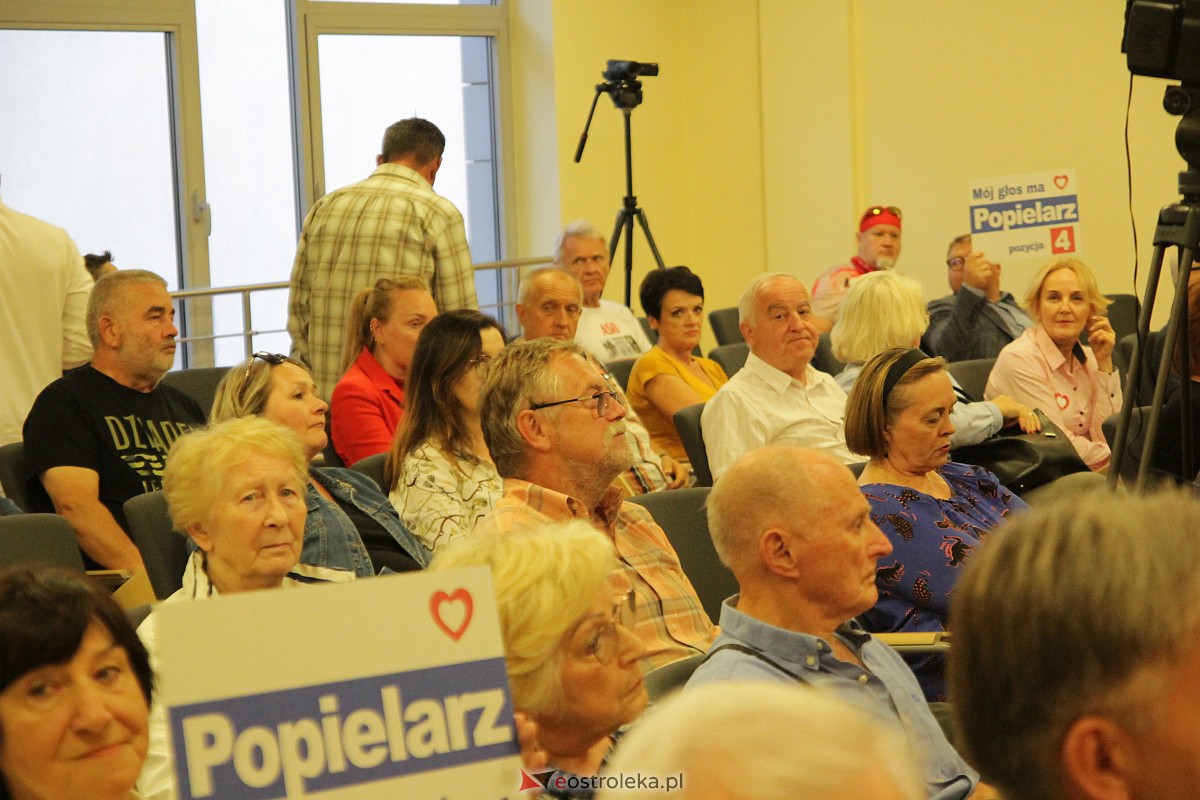 Spotkanie kandydatów KO z wyborcami w Ostrołęce [26.09.2023] - zdjęcie #81 - eOstroleka.pl