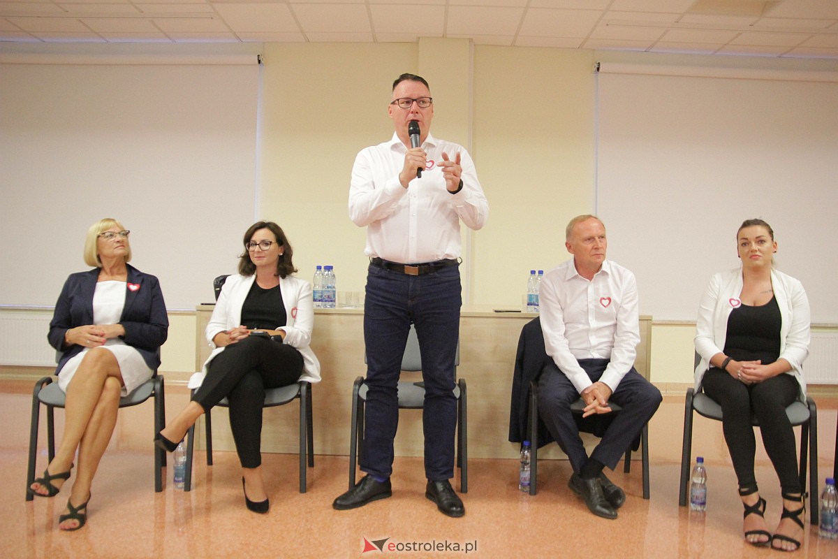 Spotkanie kandydatów KO z wyborcami w Ostrołęce [26.09.2023] - zdjęcie #79 - eOstroleka.pl