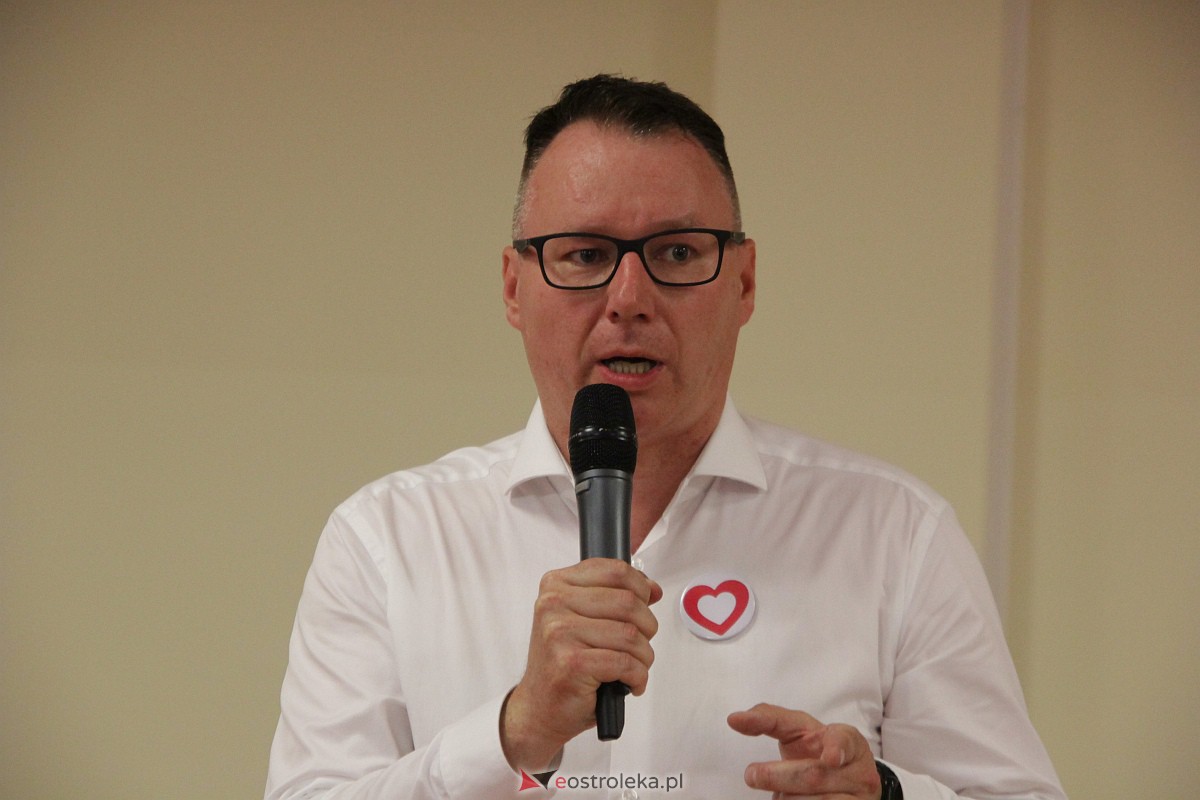 Spotkanie kandydatów KO z wyborcami w Ostrołęce [26.09.2023] - zdjęcie #77 - eOstroleka.pl