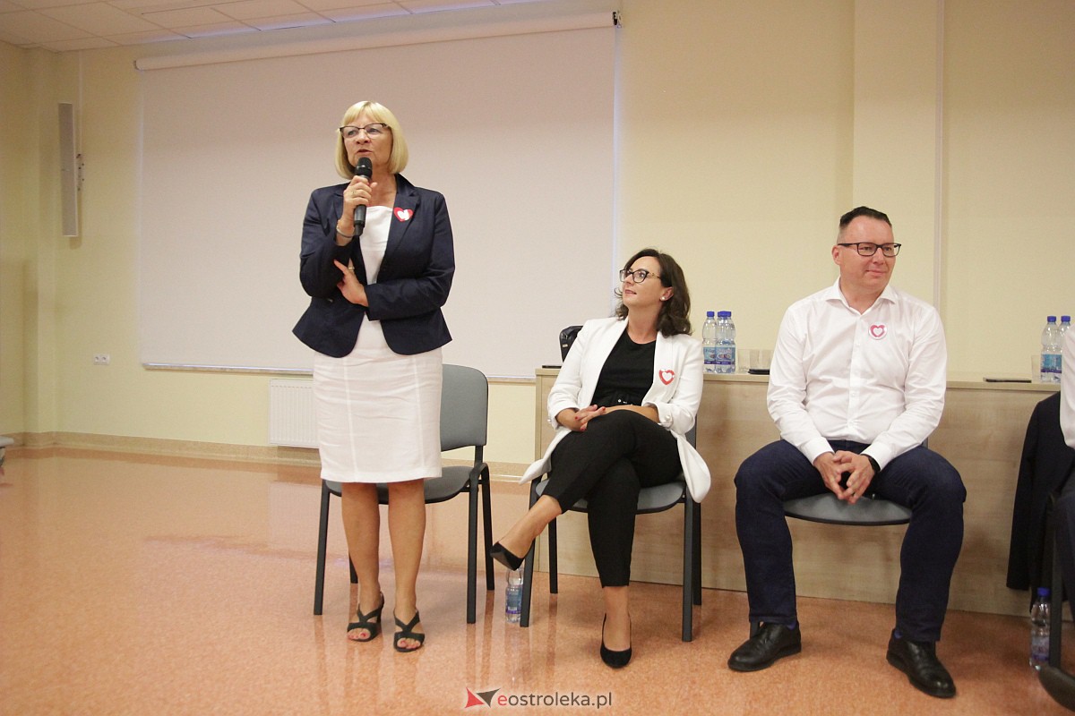 Spotkanie kandydatów KO z wyborcami w Ostrołęce [26.09.2023] - zdjęcie #71 - eOstroleka.pl
