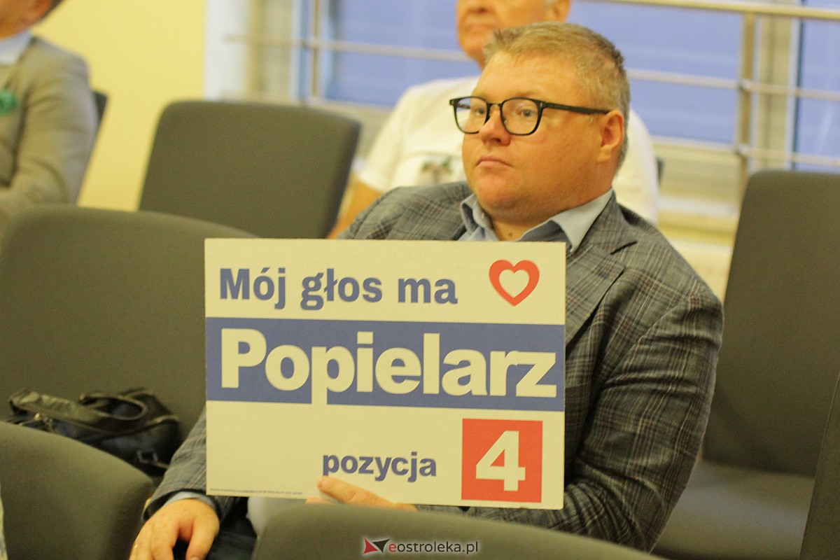 Spotkanie kandydatów KO z wyborcami w Ostrołęce [26.09.2023] - zdjęcie #49 - eOstroleka.pl