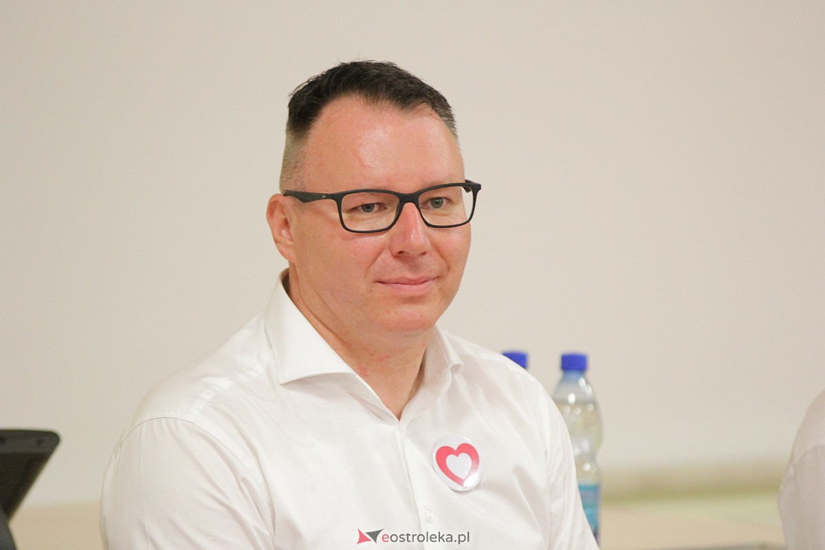 Spotkanie kandydatów KO z wyborcami w Ostrołęce [26.09.2023] - zdjęcie #38 - eOstroleka.pl