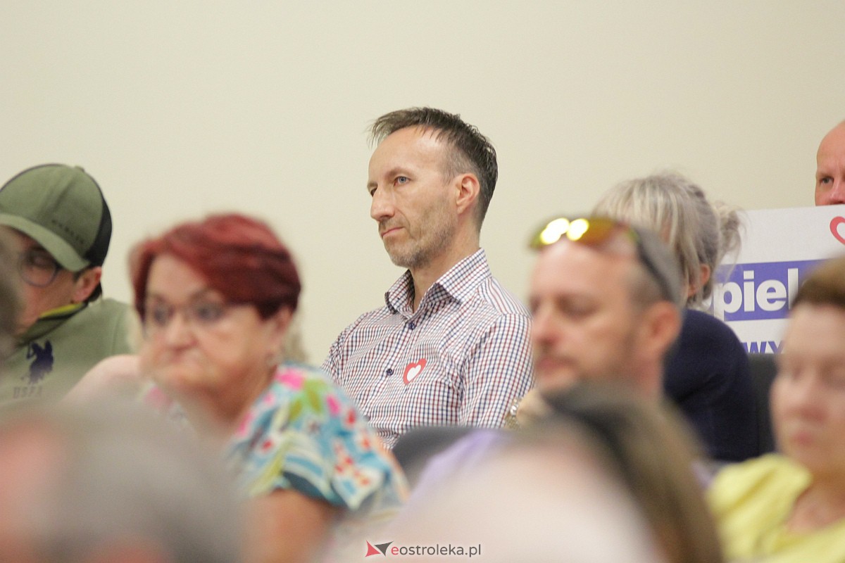 Spotkanie kandydatów KO z wyborcami w Ostrołęce [26.09.2023] - zdjęcie #31 - eOstroleka.pl