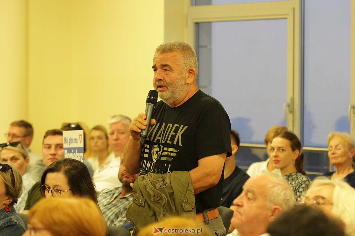 Spotkanie kandydatów KO z wyborcami w Ostrołęce [26.09.2023] - zdjęcie #29 - eOstroleka.pl