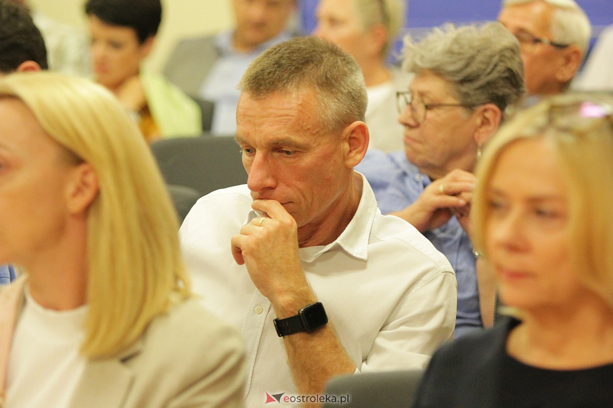 Spotkanie kandydatów KO z wyborcami w Ostrołęce [26.09.2023] - zdjęcie #26 - eOstroleka.pl