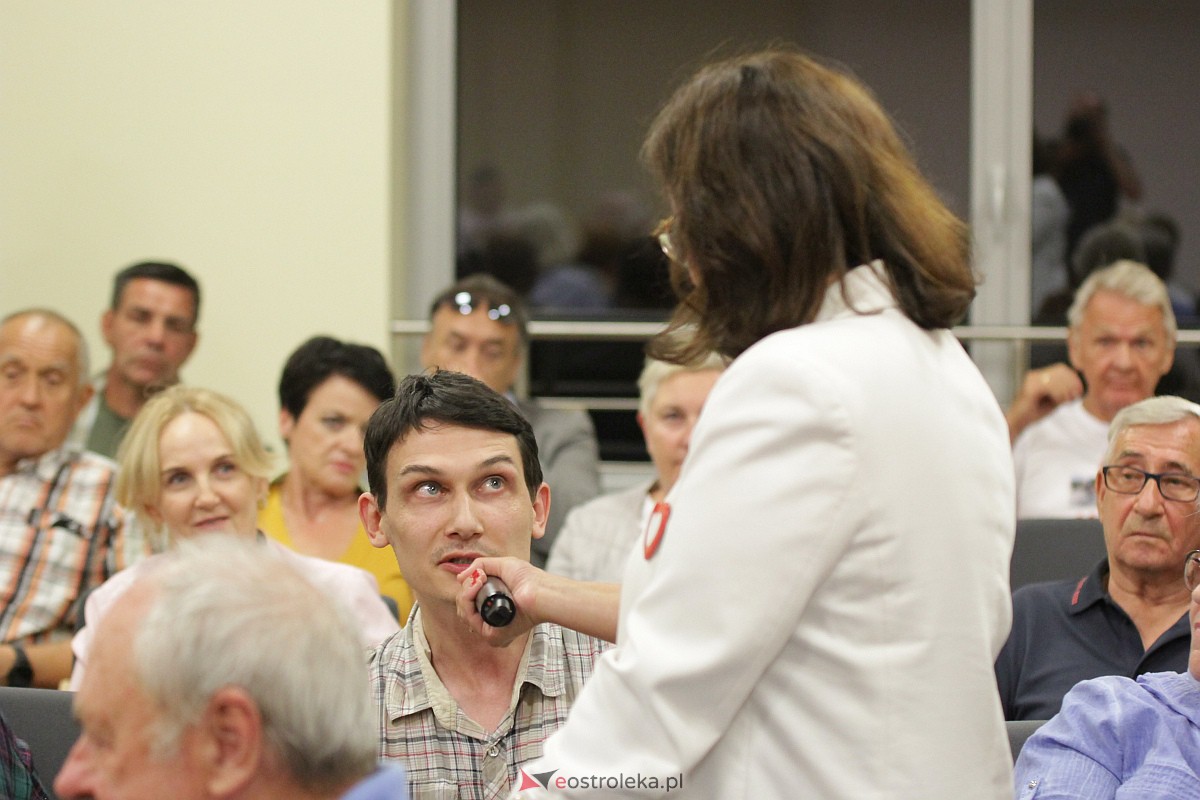 Spotkanie kandydatów KO z wyborcami w Ostrołęce [26.09.2023] - zdjęcie #5 - eOstroleka.pl