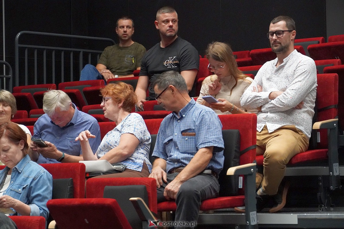 Wykład Marka Budzisza w Muzeum Żołnierzy Wyklętych [26.09.2023] - zdjęcie #49 - eOstroleka.pl