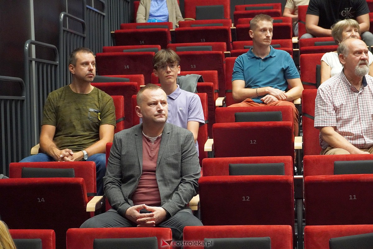 Wykład Marka Budzisza w Muzeum Żołnierzy Wyklętych [26.09.2023] - zdjęcie #45 - eOstroleka.pl