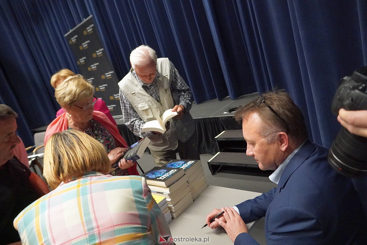 Wykład Marka Budzisza w Muzeum Żołnierzy Wyklętych [26.09.2023] - zdjęcie #23 - eOstroleka.pl