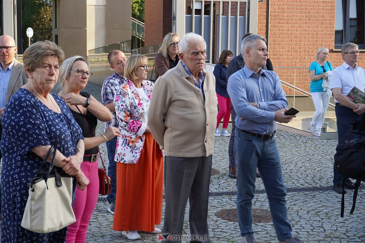 Otwarcie wystawy „Solidarność do wojska!” w Muzeum Żołnierzy Wyklętych [27.09.2023] - zdjęcie #14 - eOstroleka.pl