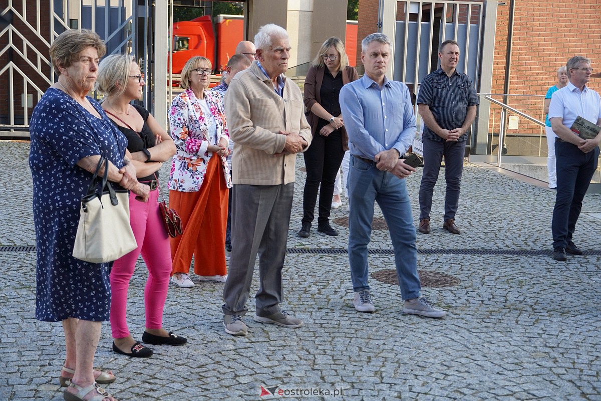 Otwarcie wystawy „Solidarność do wojska!” w Muzeum Żołnierzy Wyklętych [27.09.2023] - zdjęcie #8 - eOstroleka.pl