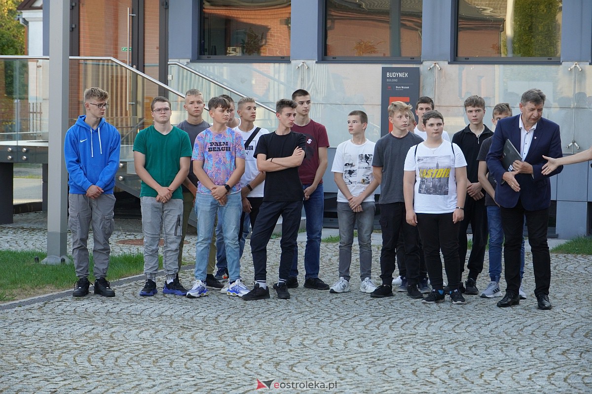 Otwarcie wystawy „Solidarność do wojska!” w Muzeum Żołnierzy Wyklętych [27.09.2023] - zdjęcie #6 - eOstroleka.pl